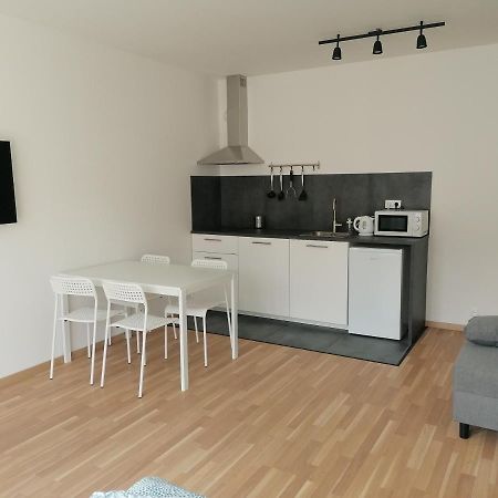 Brand New Studio Apartment #31 In Brand New Building With Free Parking In The Center ปราก ภายนอก รูปภาพ